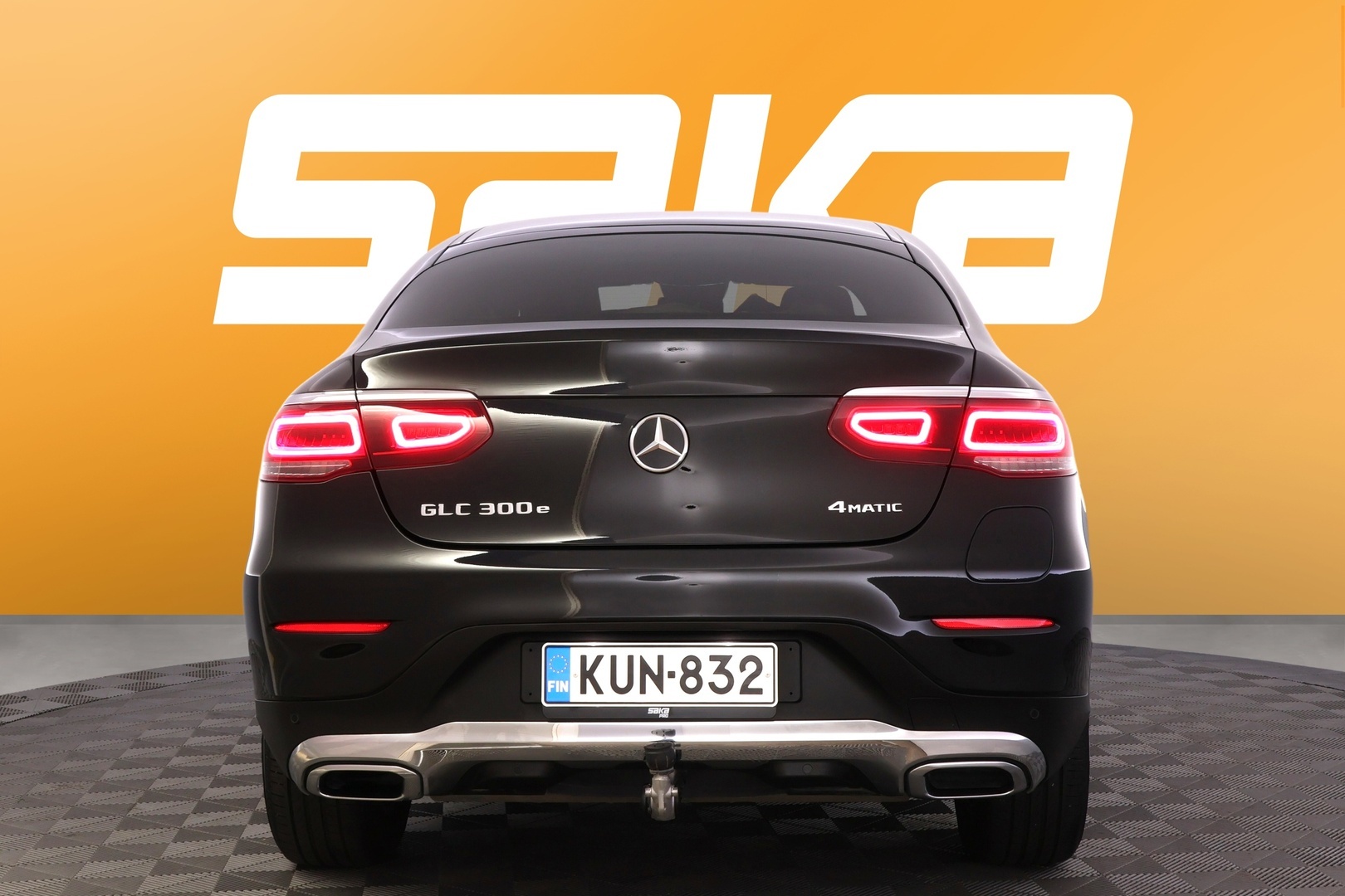 MERCEDES-BENZ GLC 2021