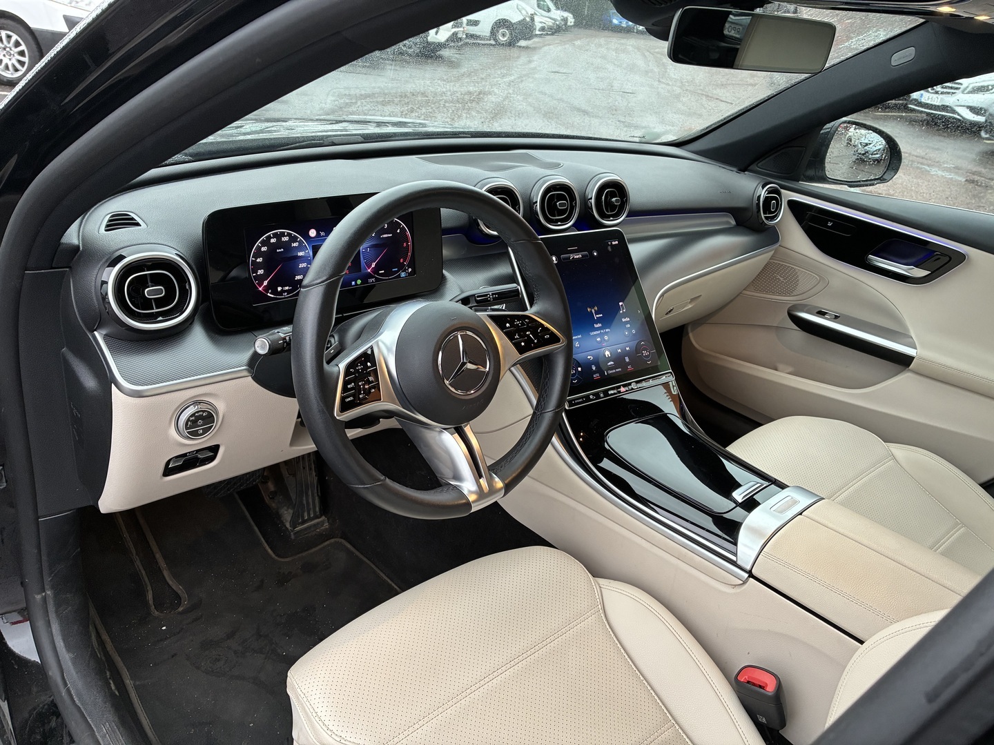 MERCEDES-BENZ C 2023