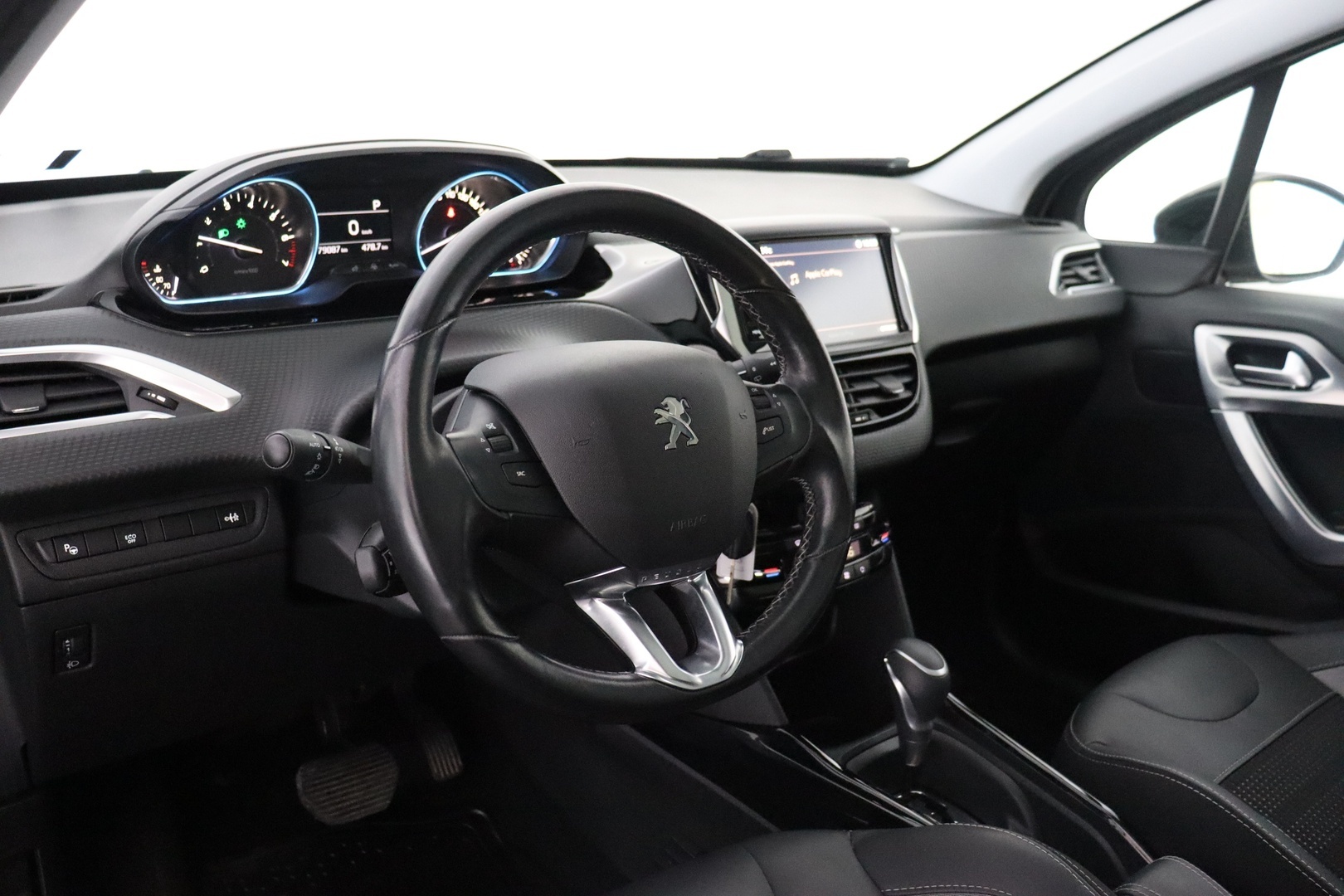 PEUGEOT 2008 2018