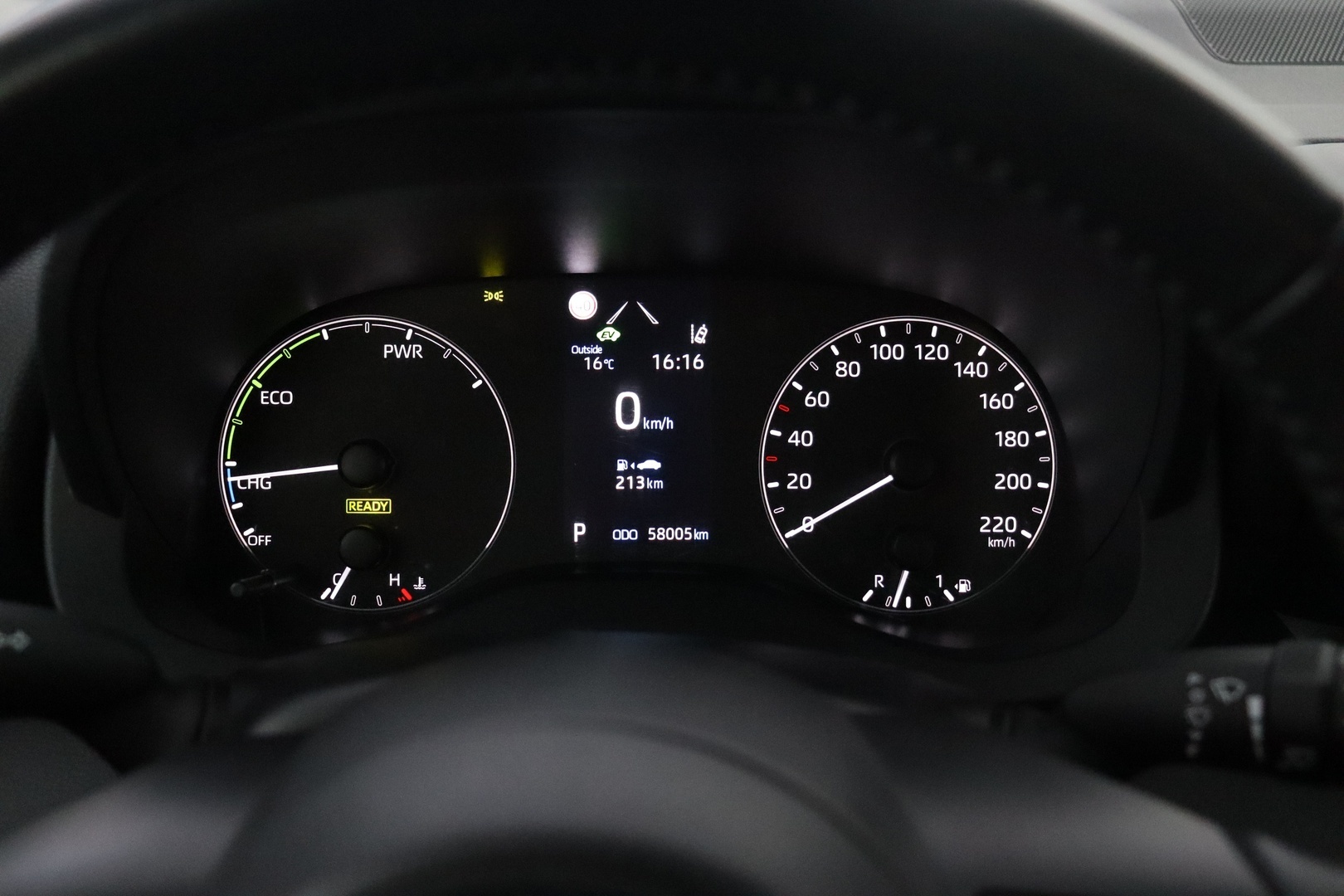 TOYOTA Yaris 2021