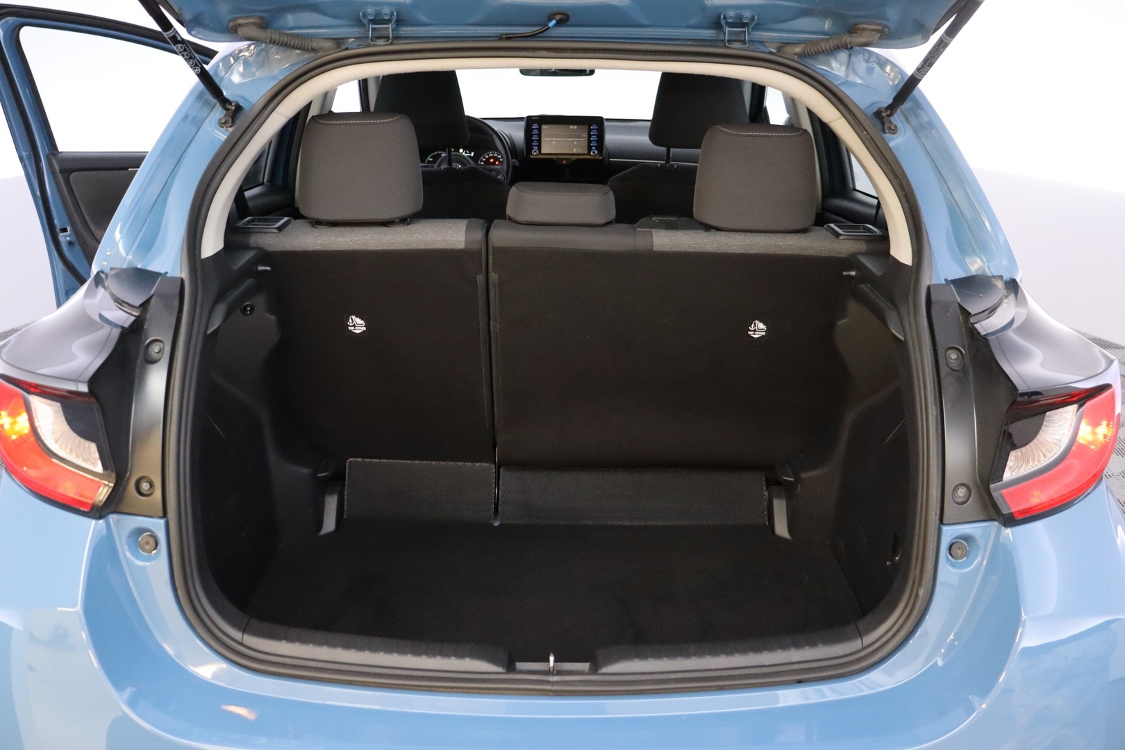 TOYOTA Yaris 2021