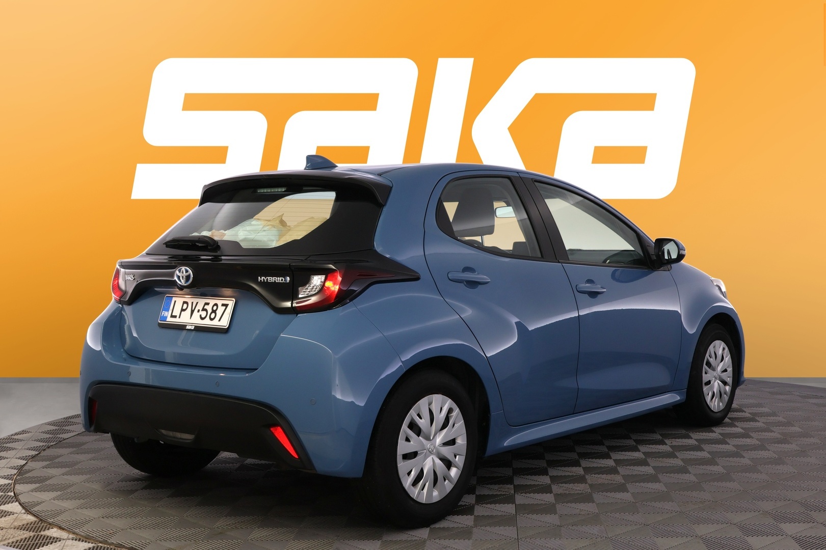 TOYOTA Yaris 2021