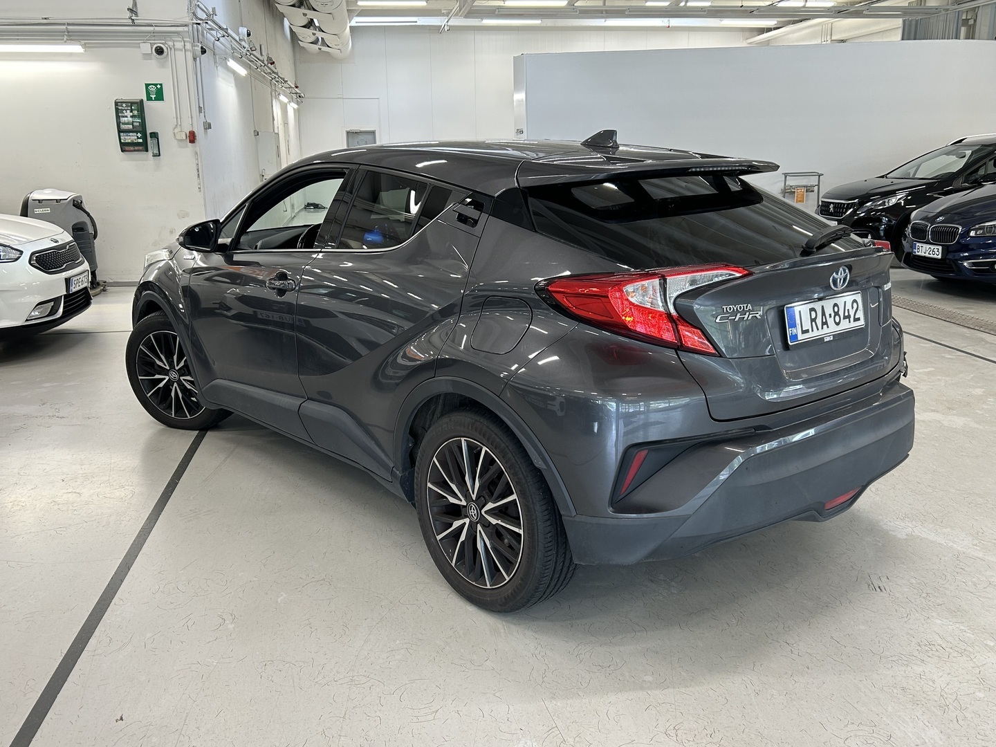 TOYOTA C-HR 2018