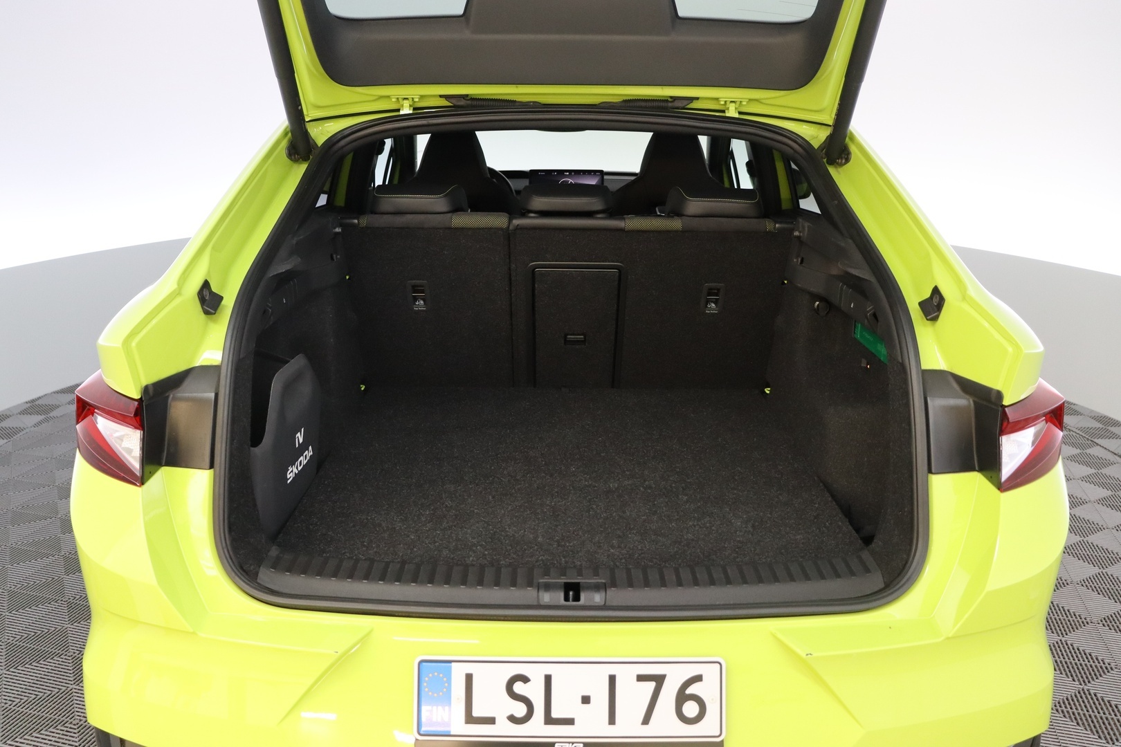 SKODA Enyaq 2025