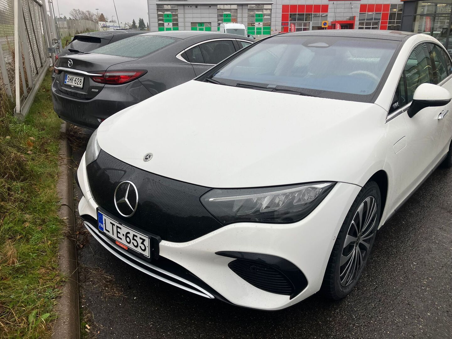 MERCEDES-BENZ EQE 2022