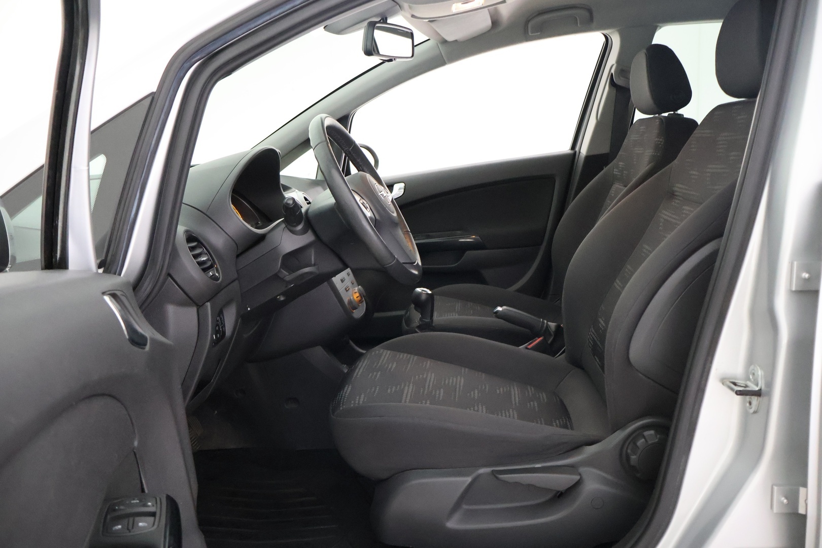OPEL Corsa 2012