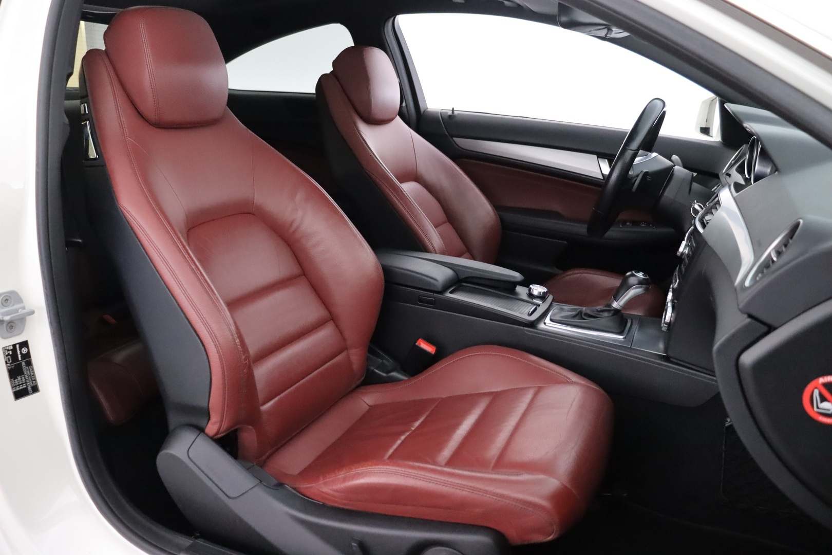 MERCEDES-BENZ C 2012