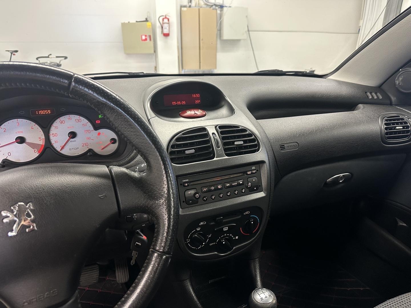 PEUGEOT 206 2005