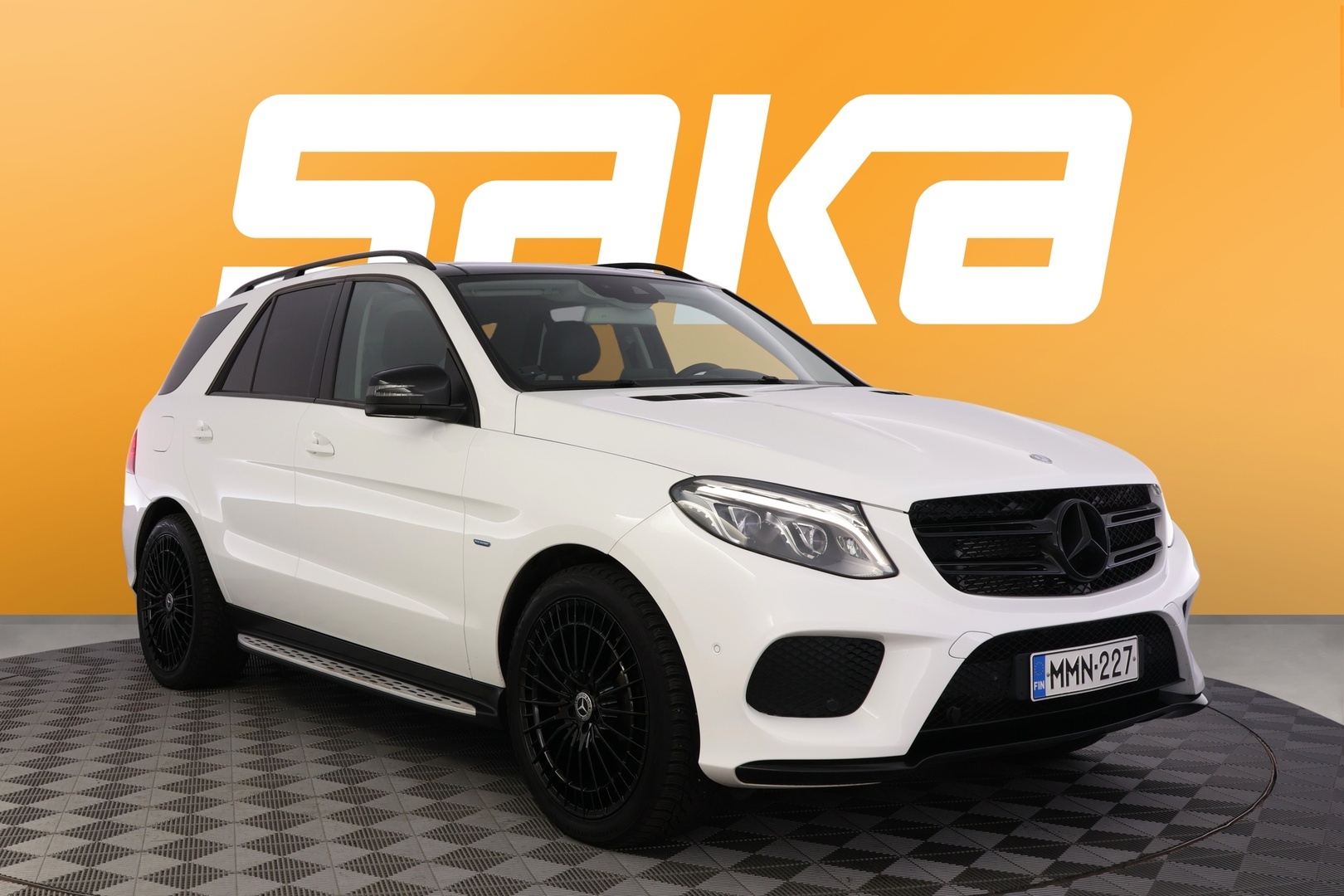 MERCEDES-BENZ GLE 2016