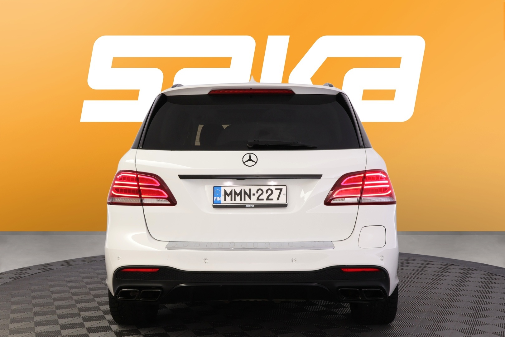 MERCEDES-BENZ GLE 2016