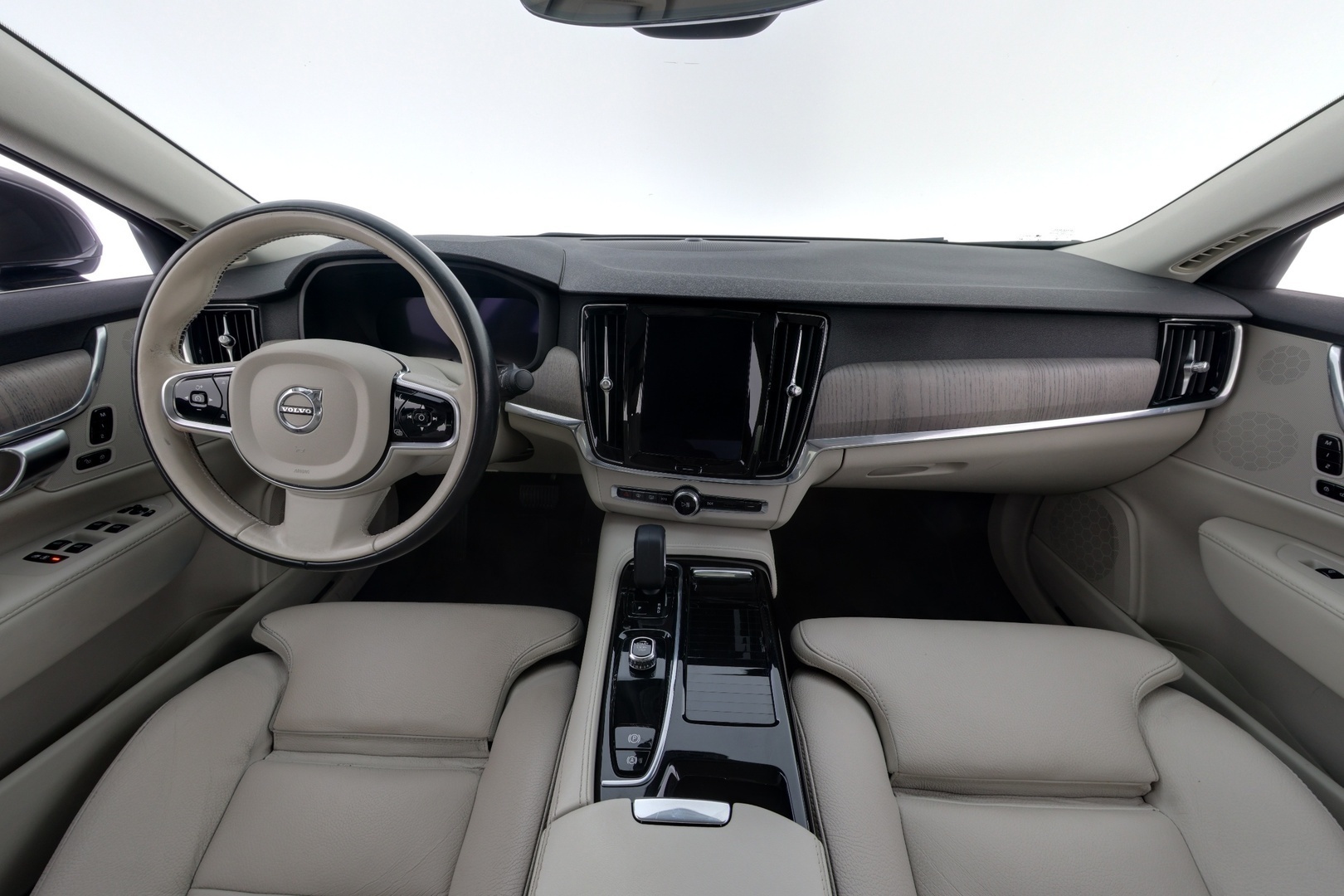 VOLVO S90 2023