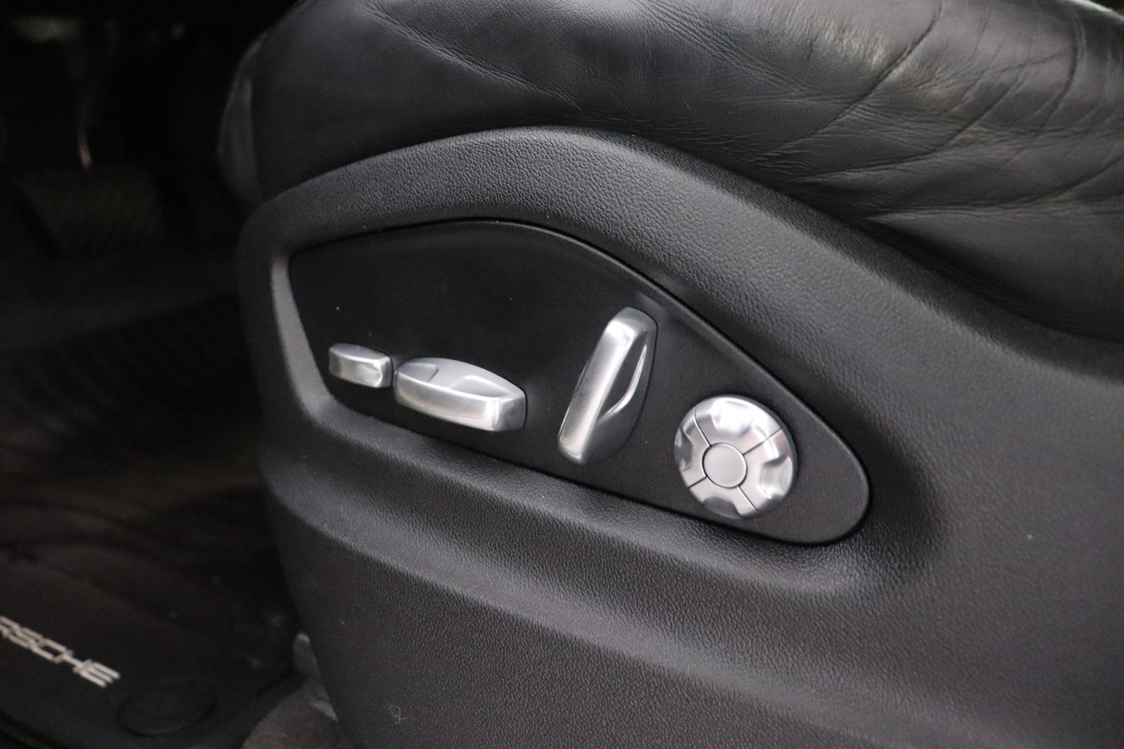 PORSCHE Cayenne 2020