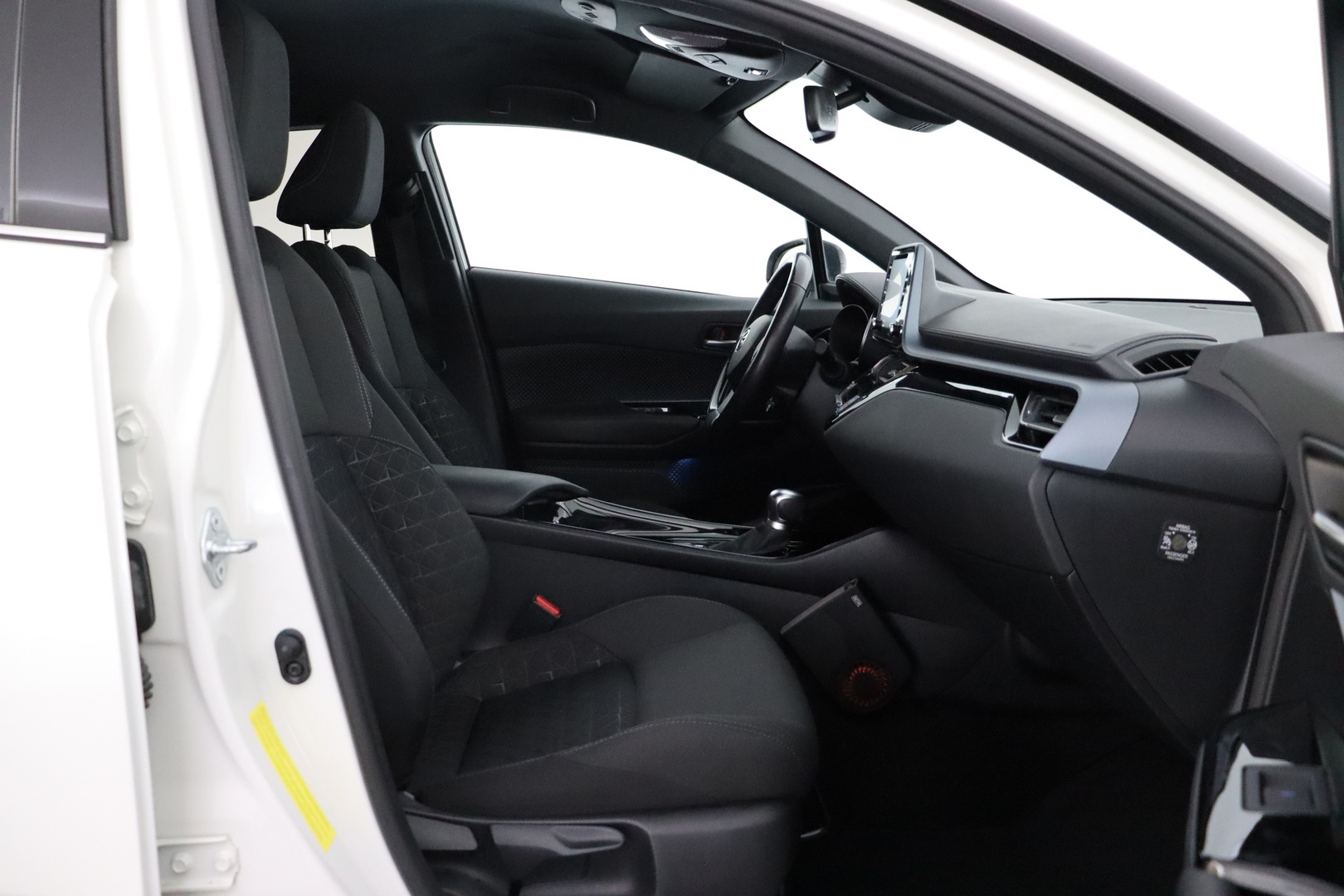 TOYOTA C-HR 2021
