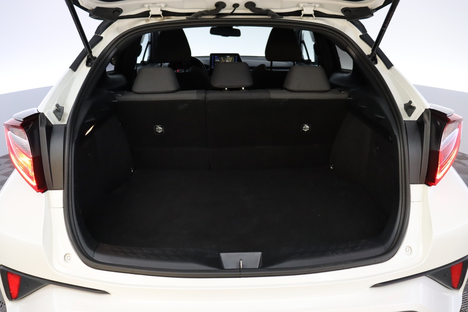 TOYOTA C-HR 2021