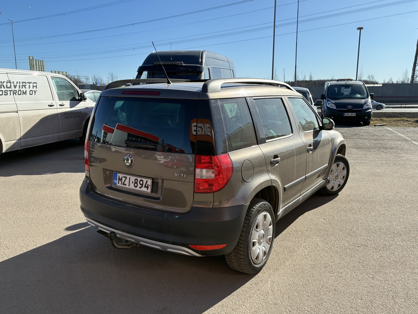 SKODA Yeti 2011