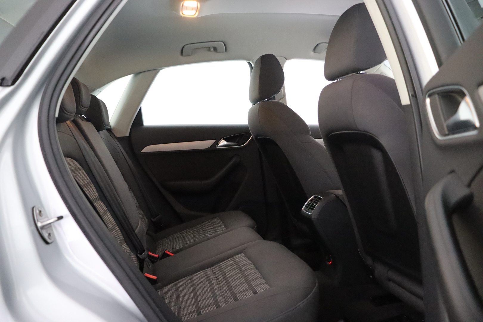 AUDI Q3 2012