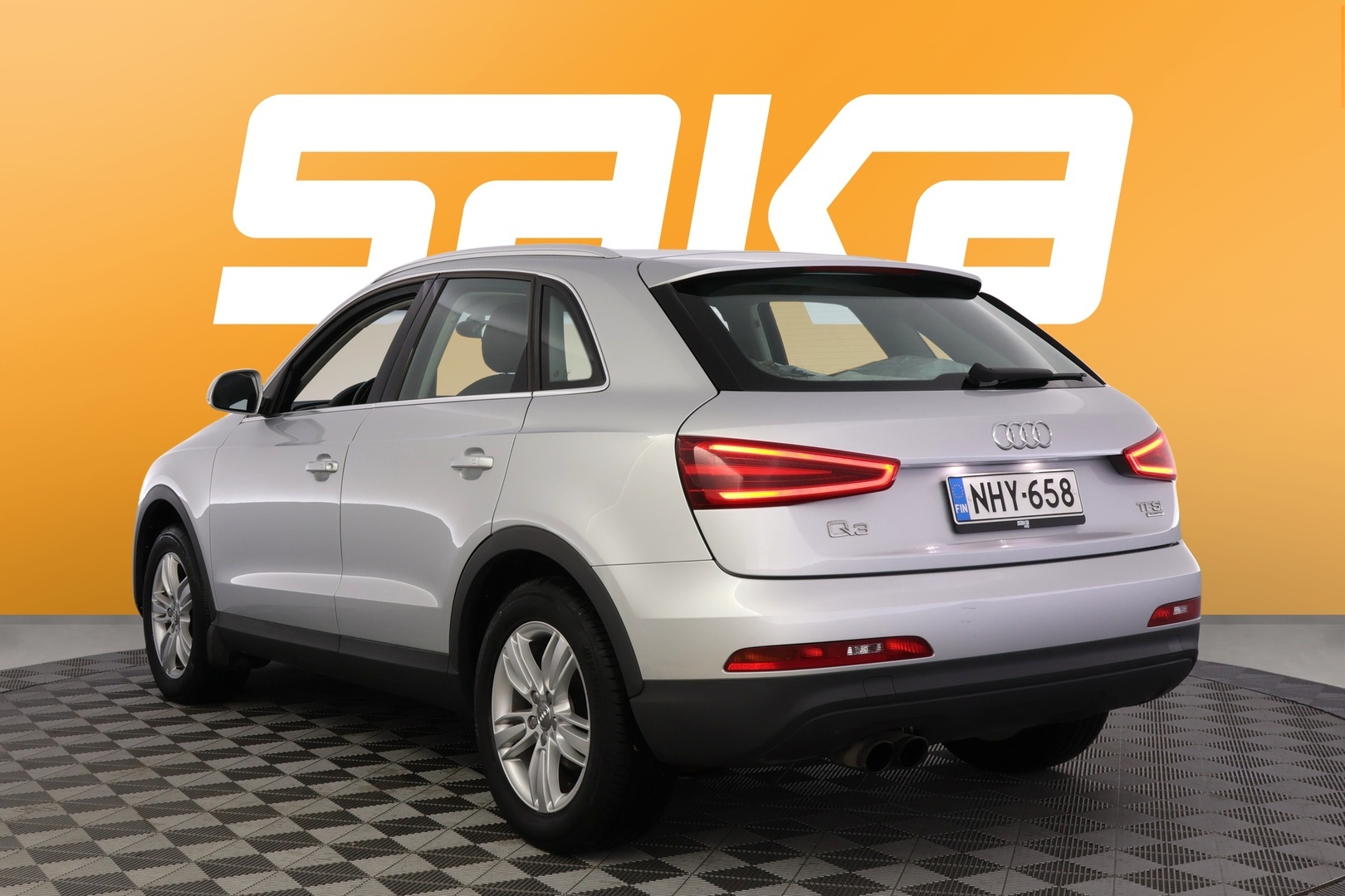 AUDI Q3 2012