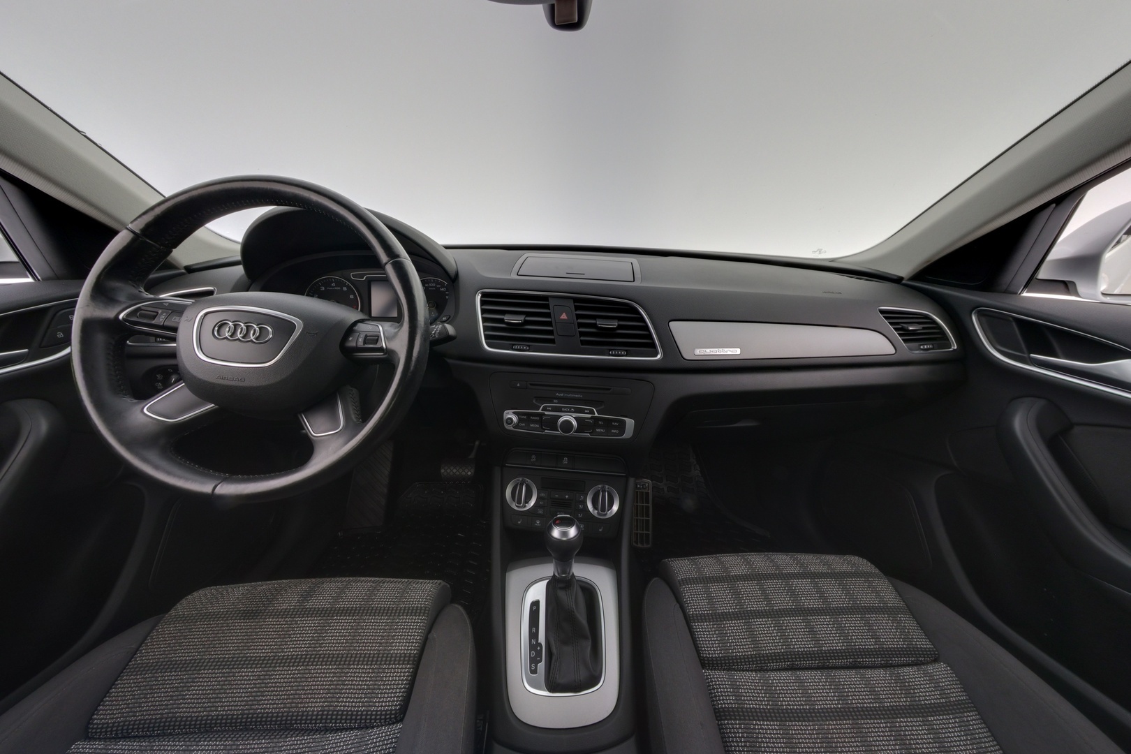 AUDI Q3 2012
