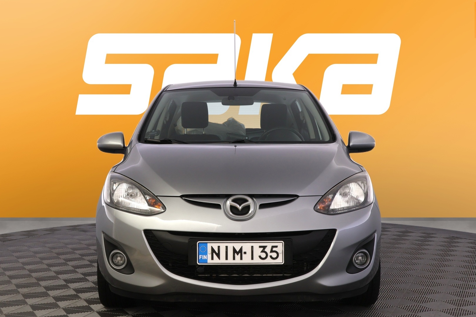 MAZDA 2 2012
