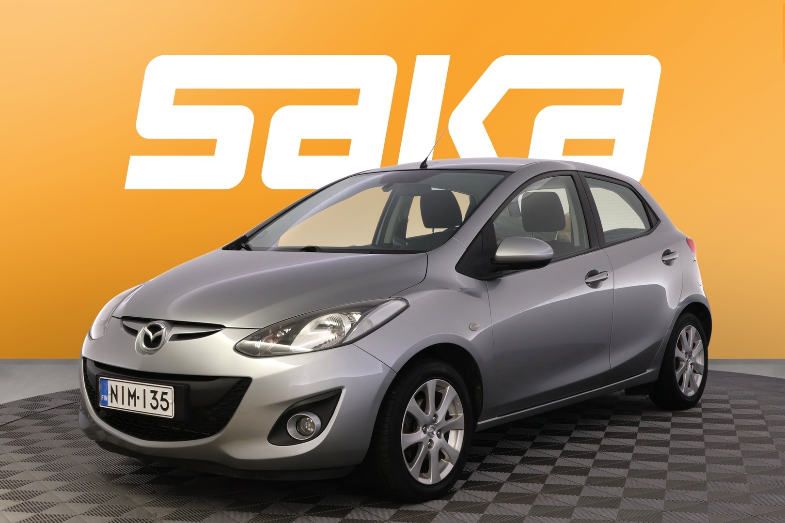 MAZDA 2 2012
