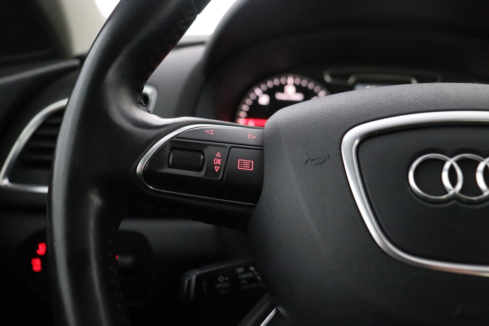 AUDI Q3 2012