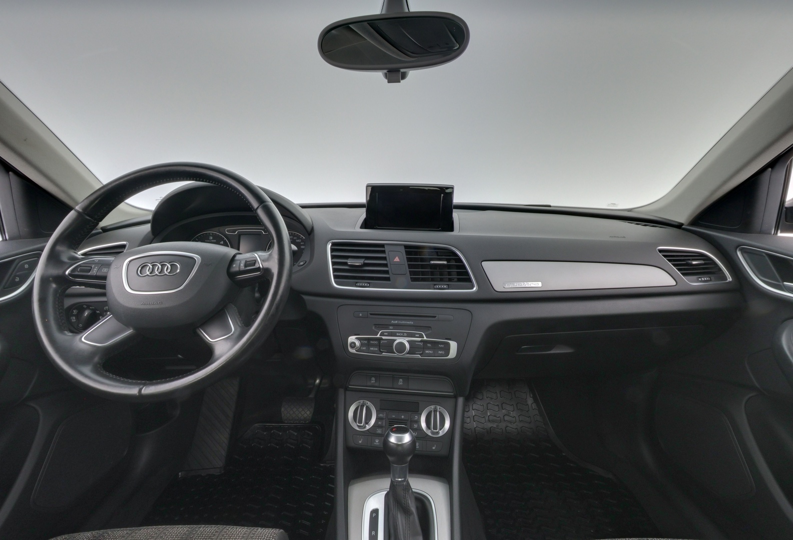 AUDI Q3 2012