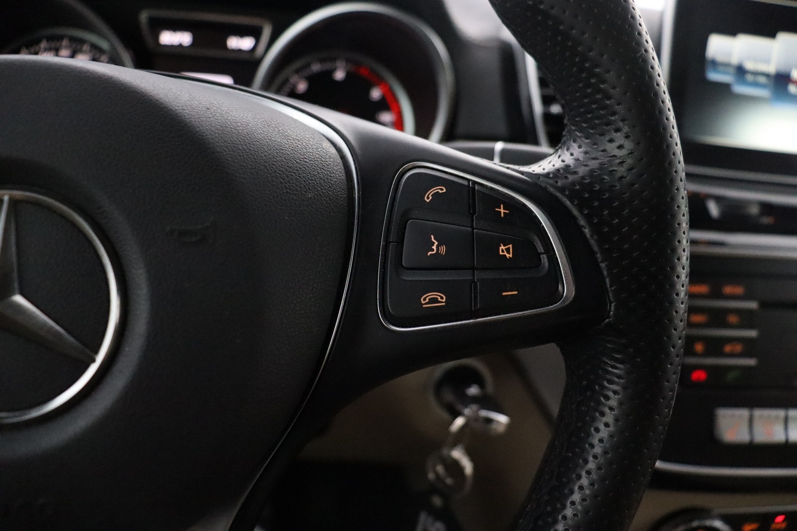MERCEDES-BENZ GLE 2015