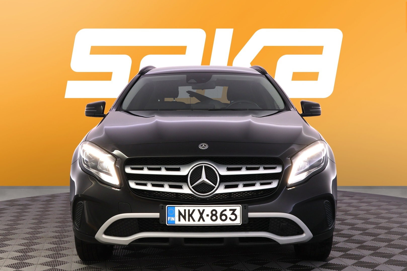 MERCEDES-BENZ GLA 2018