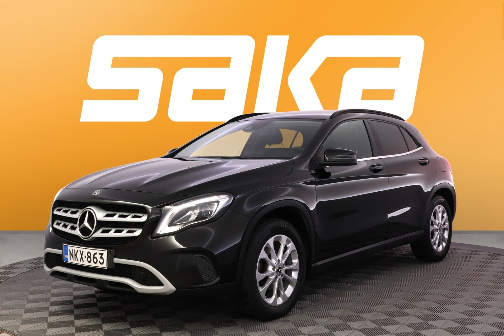 MERCEDES-BENZ GLA 2018
