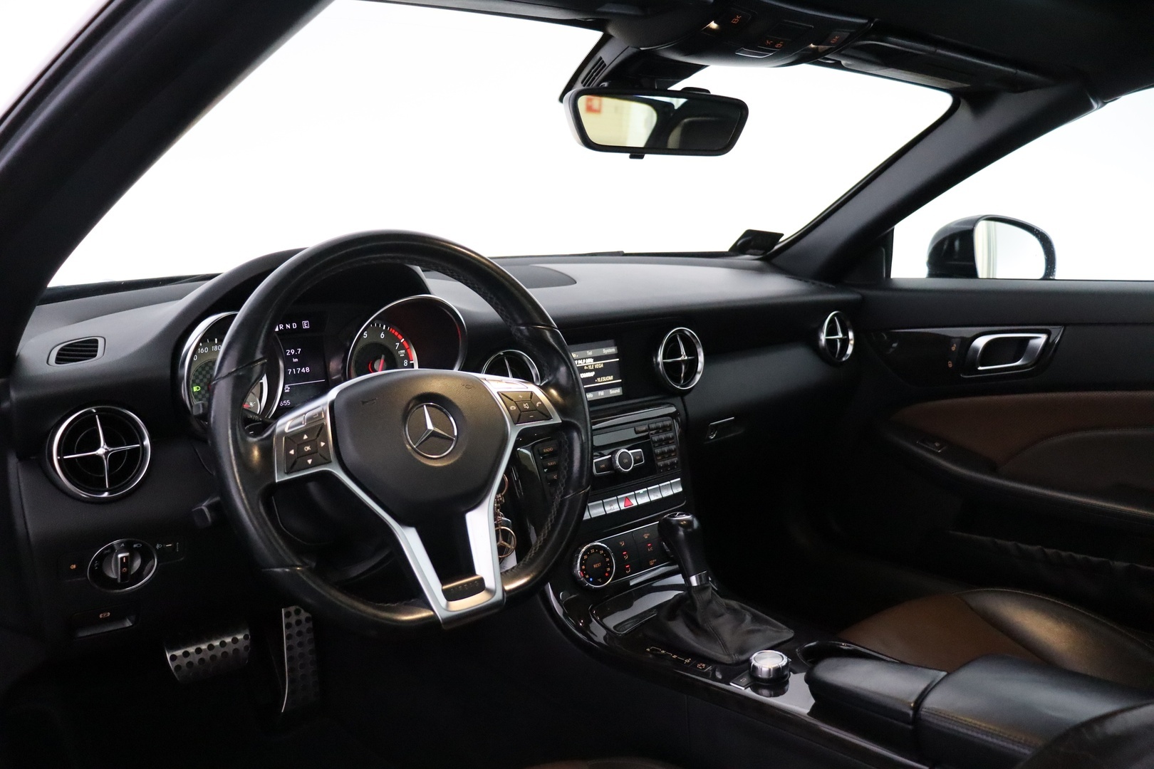 MERCEDES-BENZ SLK 2012