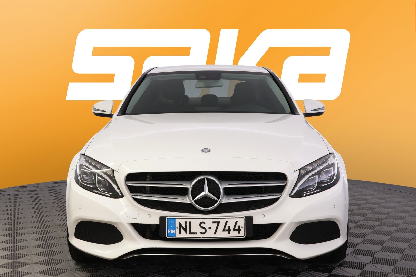 MERCEDES-BENZ C 2016