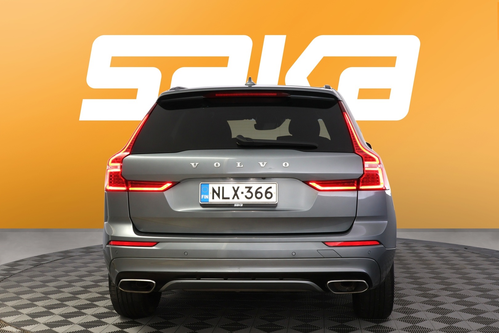 VOLVO XC60 2020