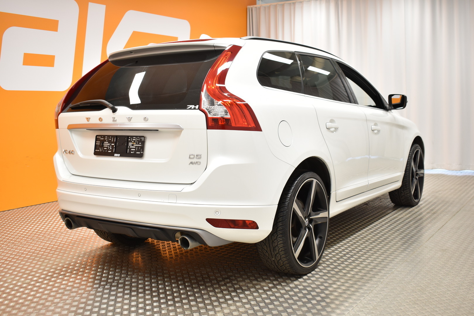 VOLVO XC60 2013