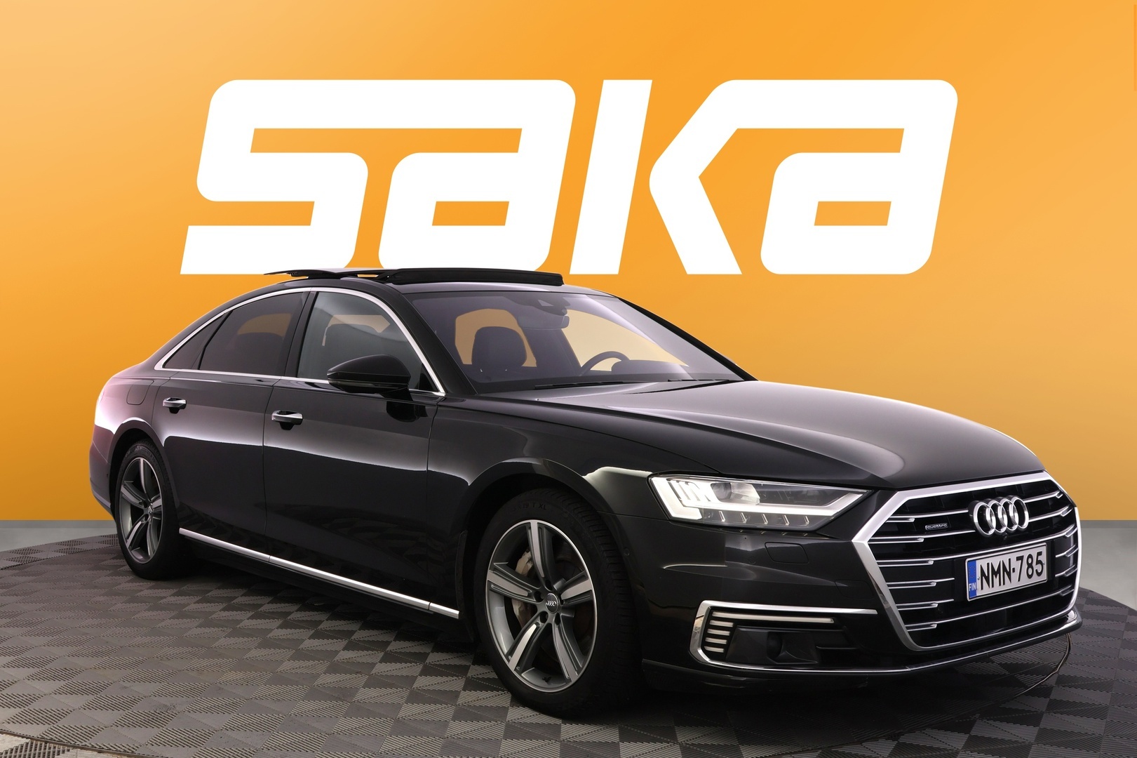 AUDI A8 2021