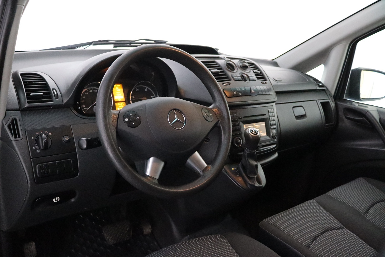 MERCEDES-BENZ Vito 2012