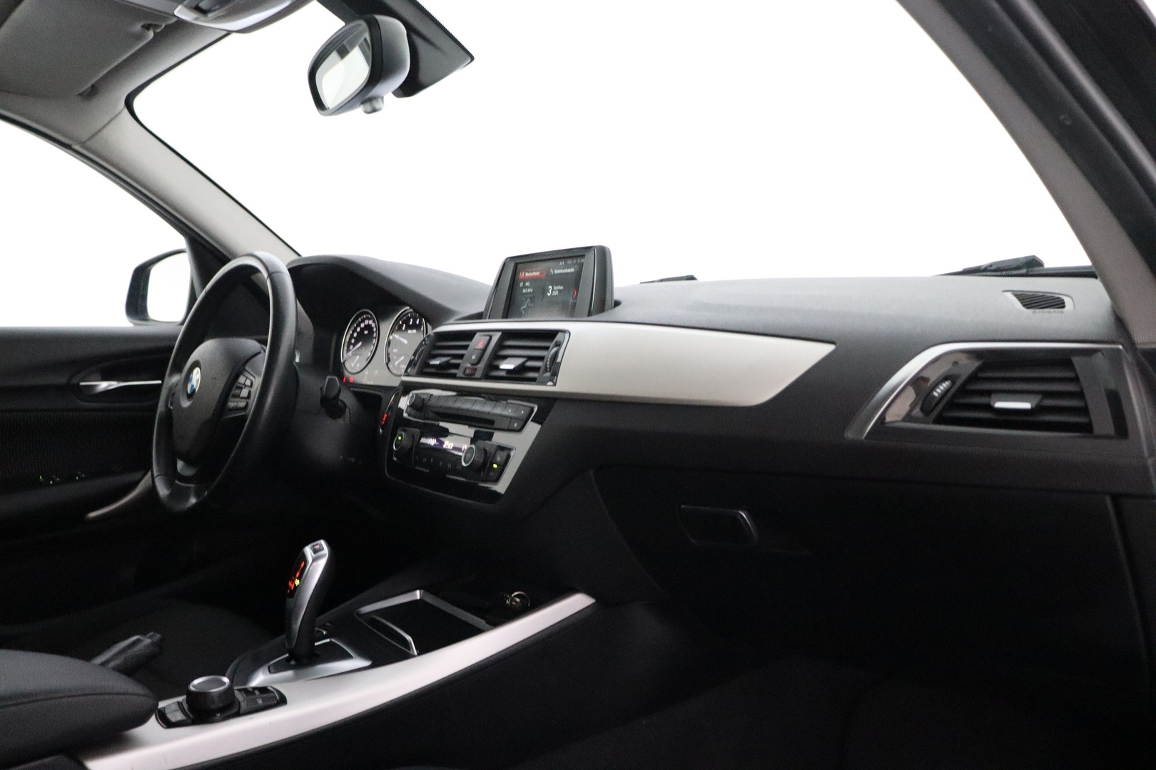 BMW 118 2018
