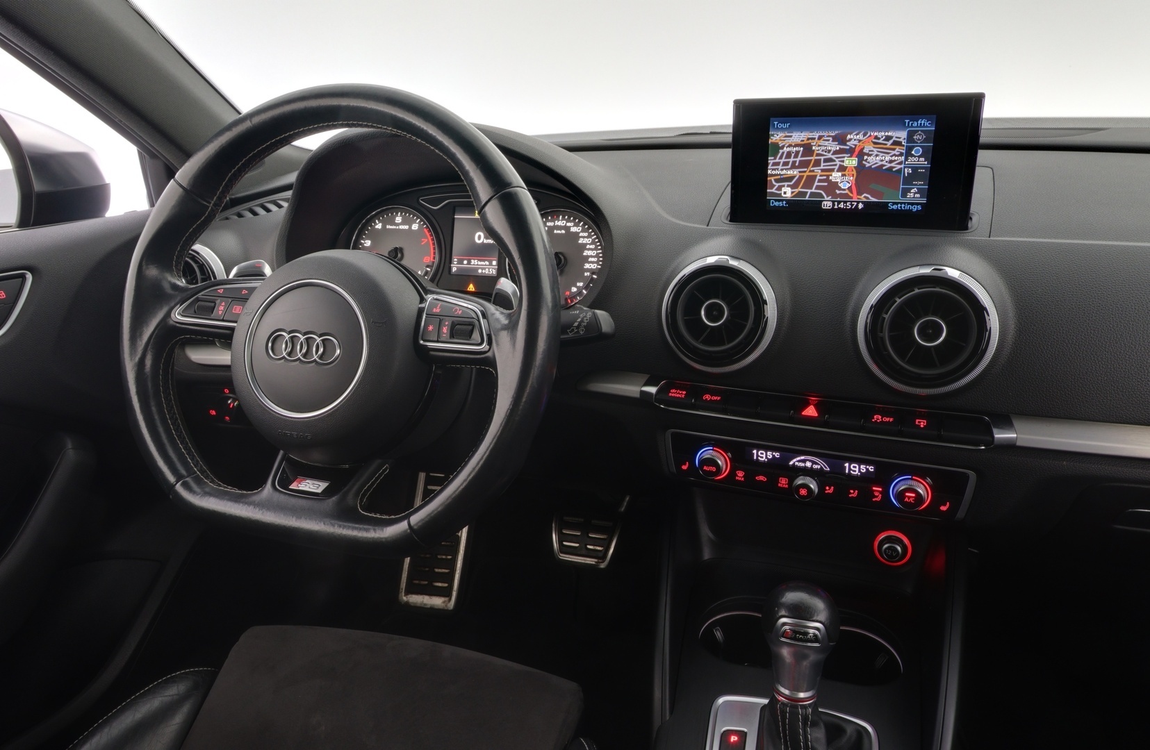 AUDI S3 2015