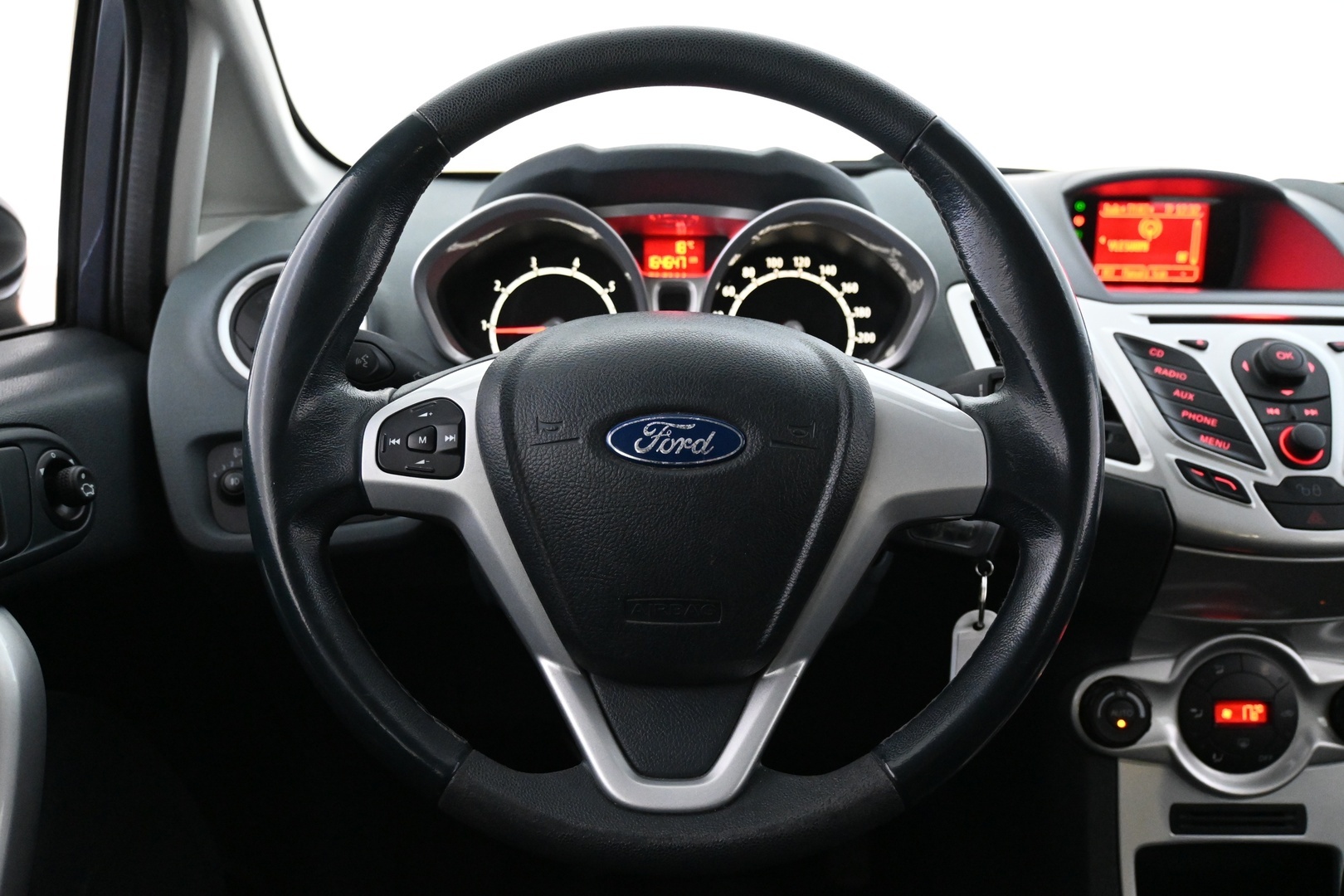 FORD Fiesta 2011
