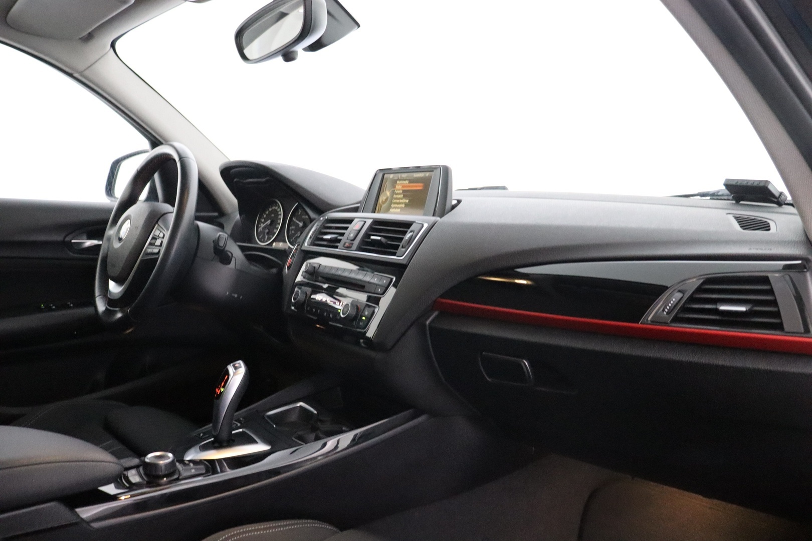 BMW 118 2016