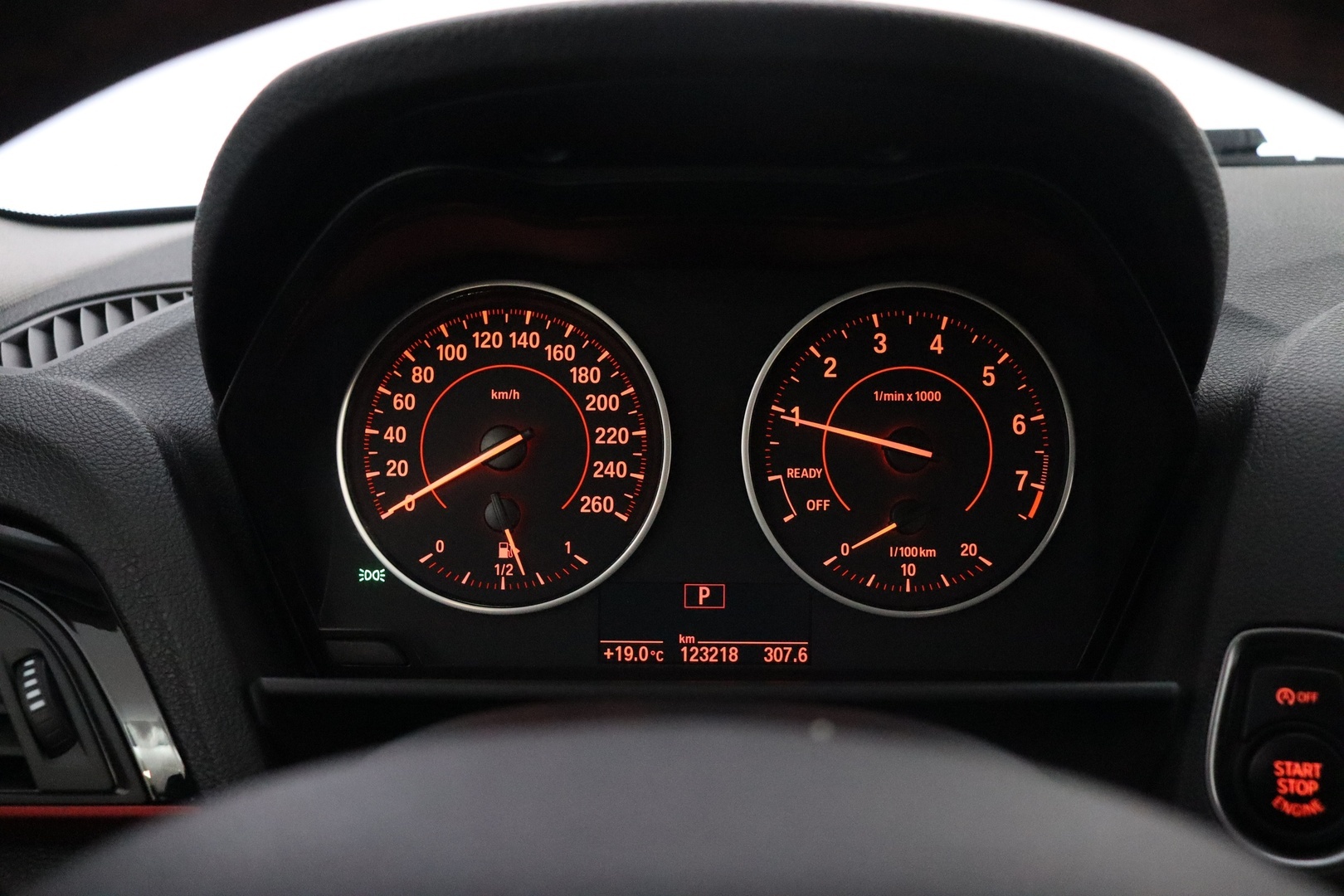BMW 118 2016