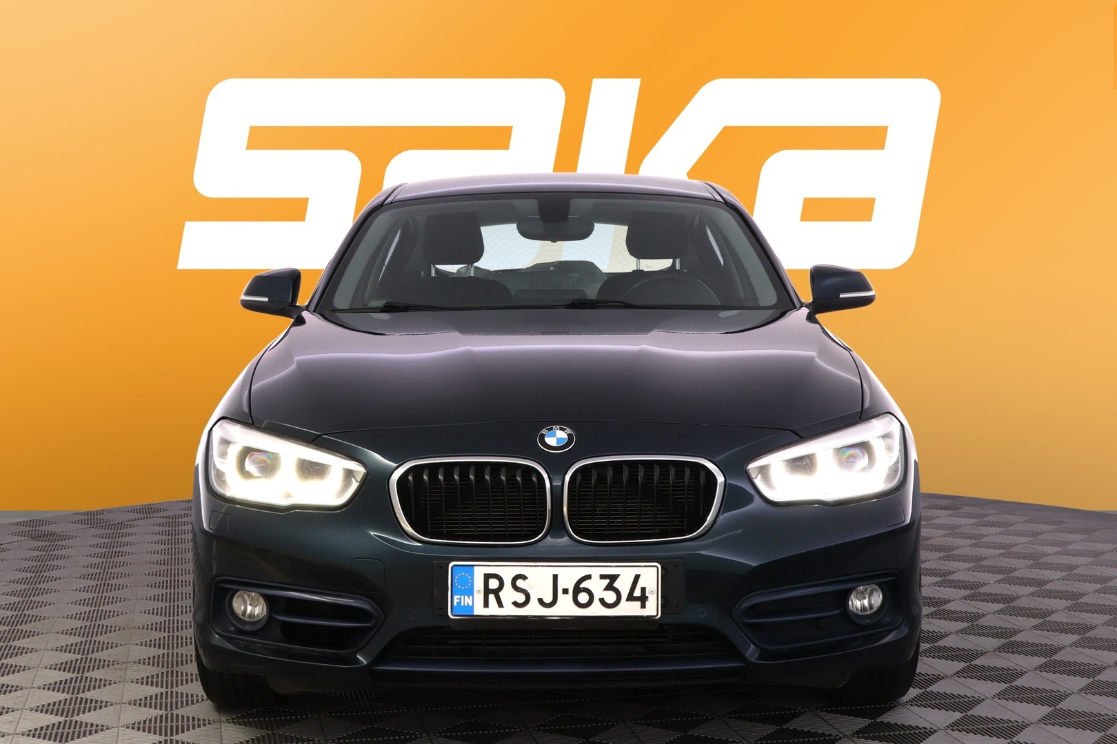 BMW 118 2016