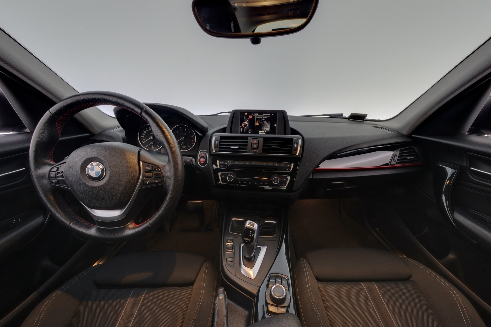 BMW 118 2016