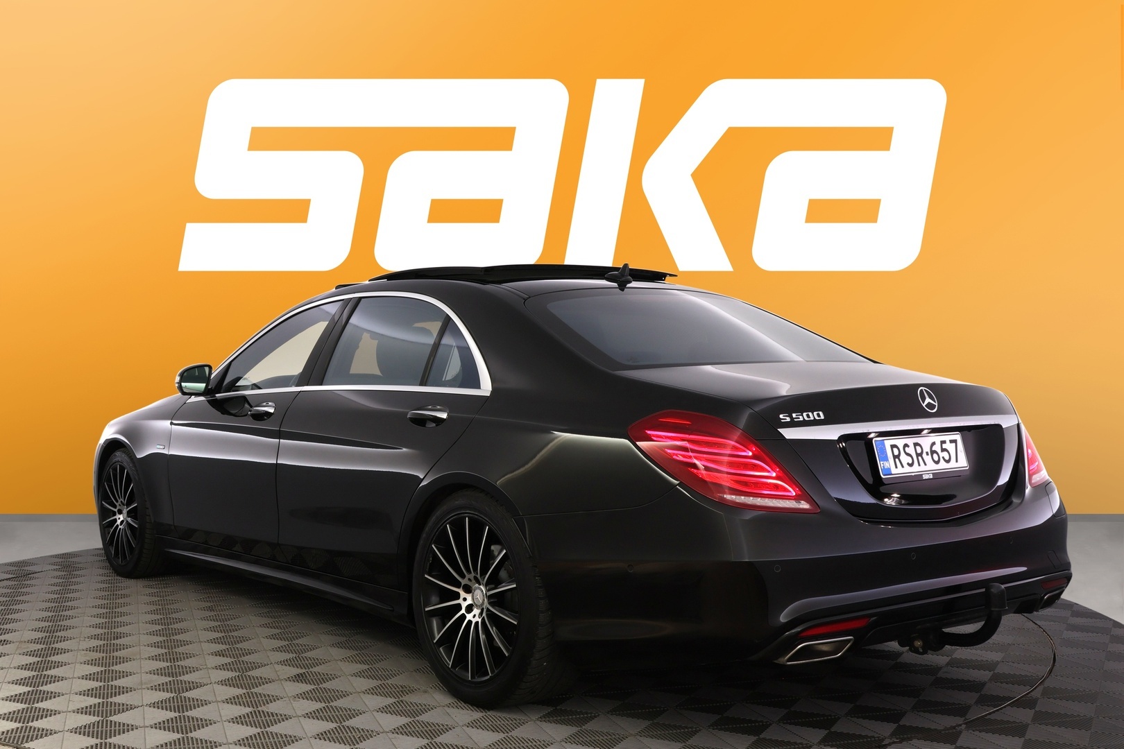 MERCEDES-BENZ S 2015