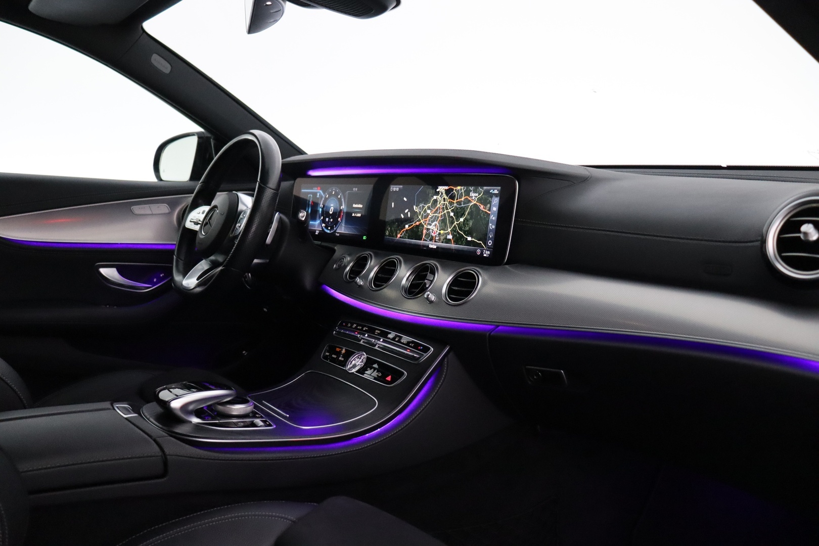 MERCEDES-BENZ E 2020