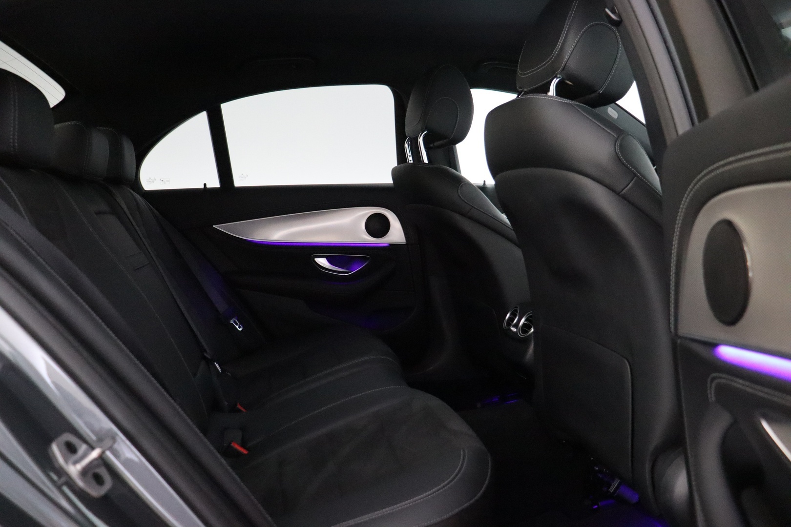 MERCEDES-BENZ E 2020