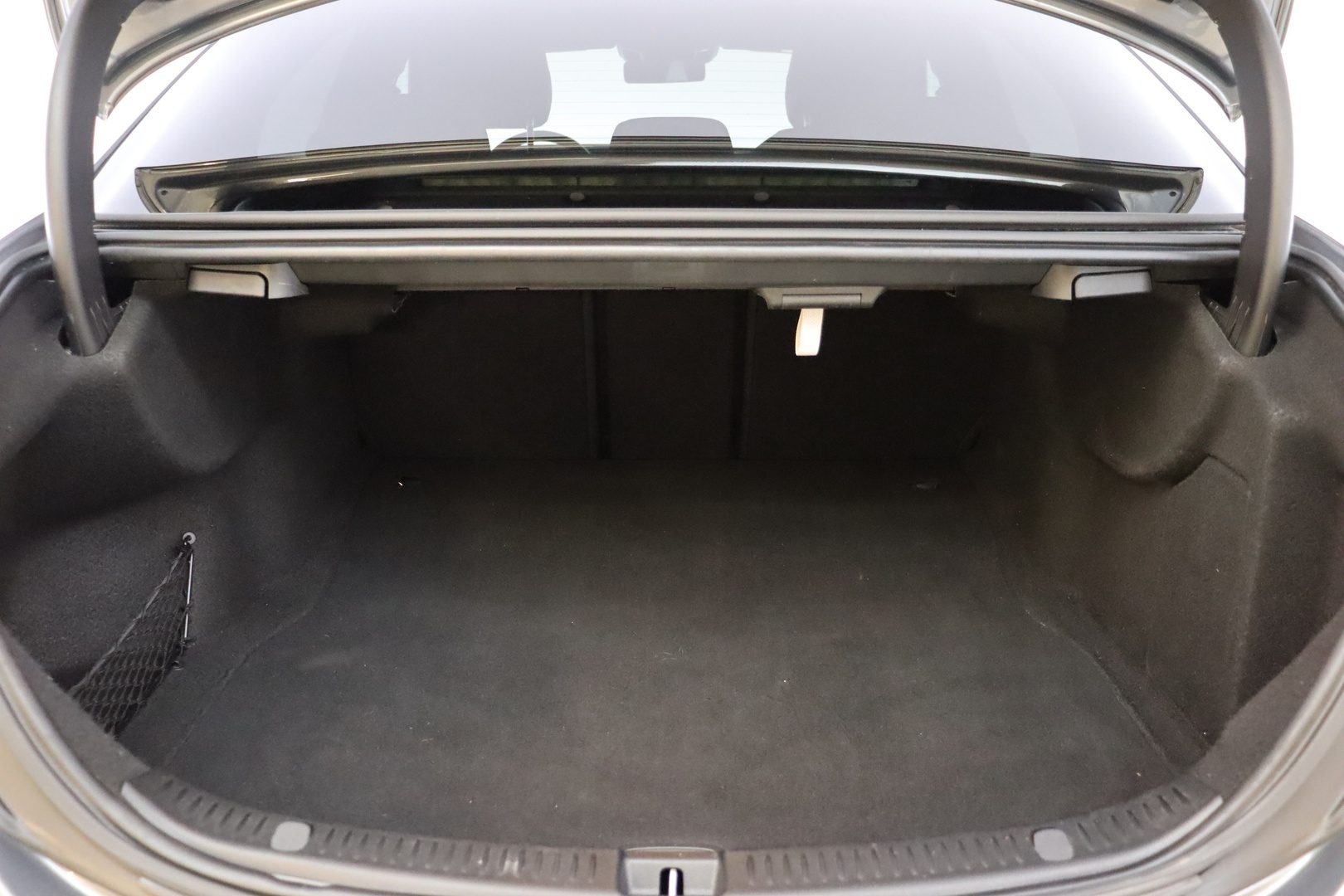 MERCEDES-BENZ E 2020