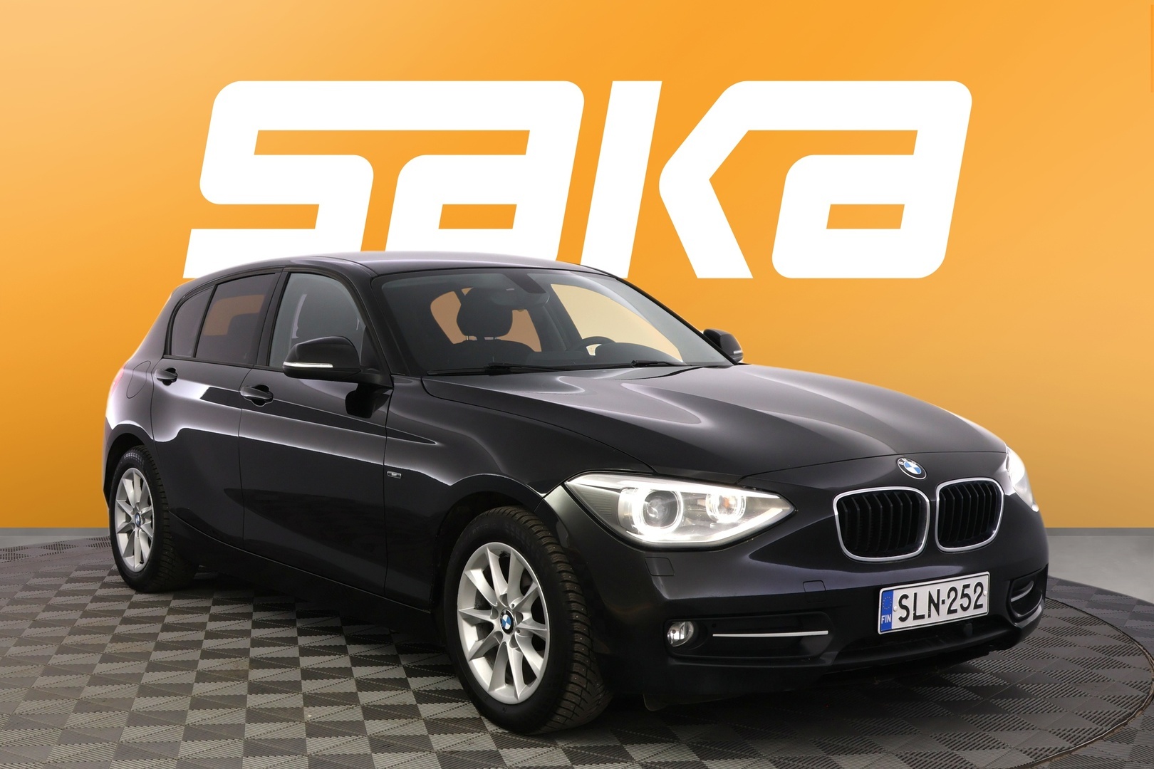BMW 118 2014