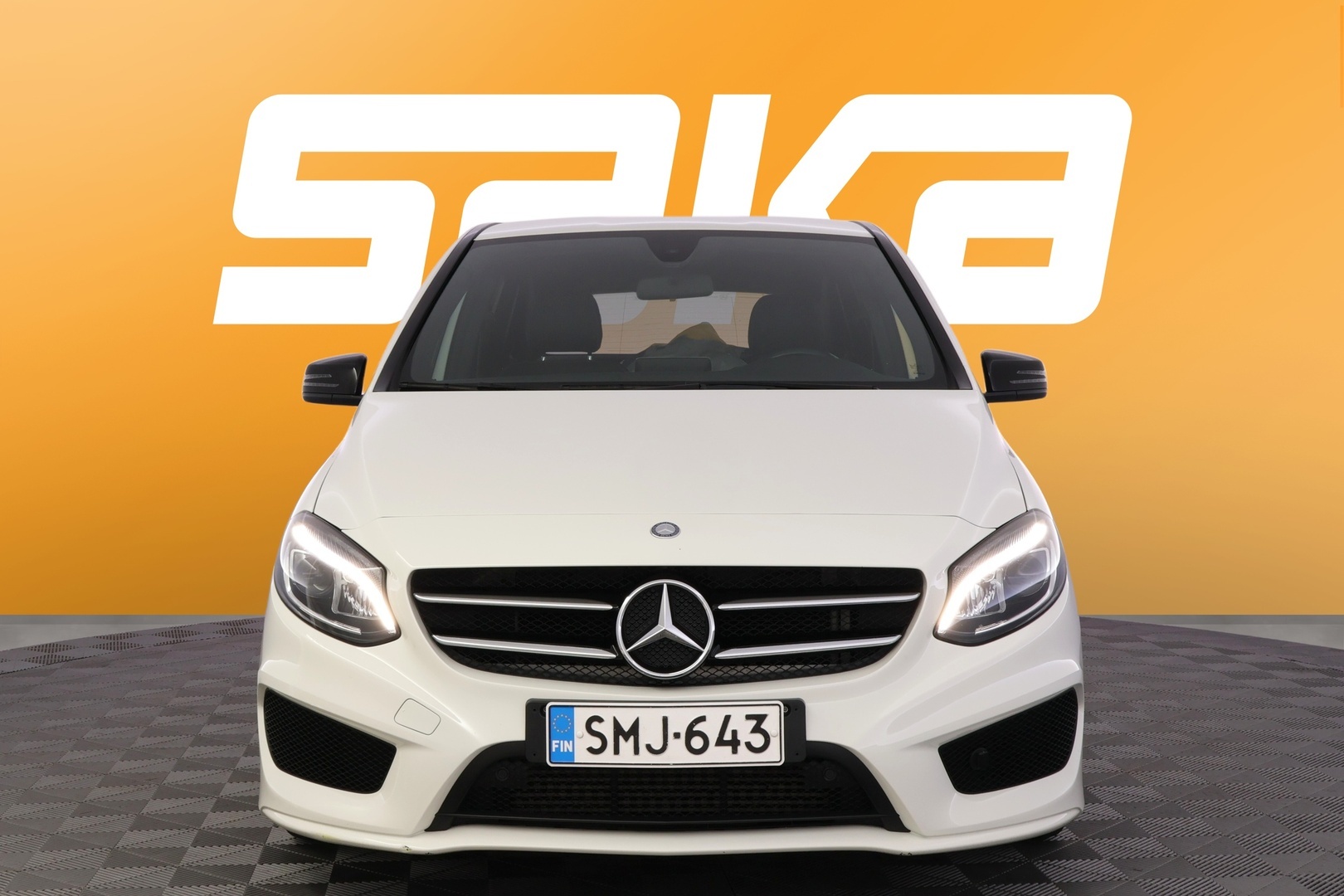 MERCEDES-BENZ B 2018