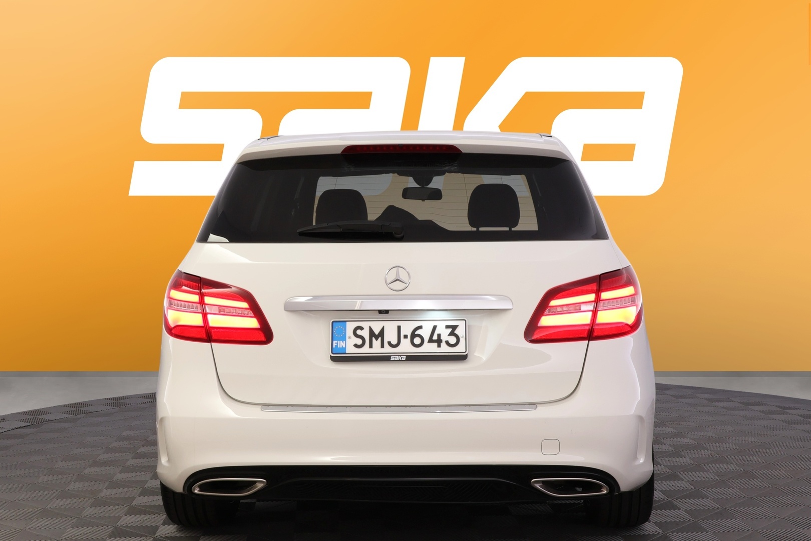 MERCEDES-BENZ B 2018