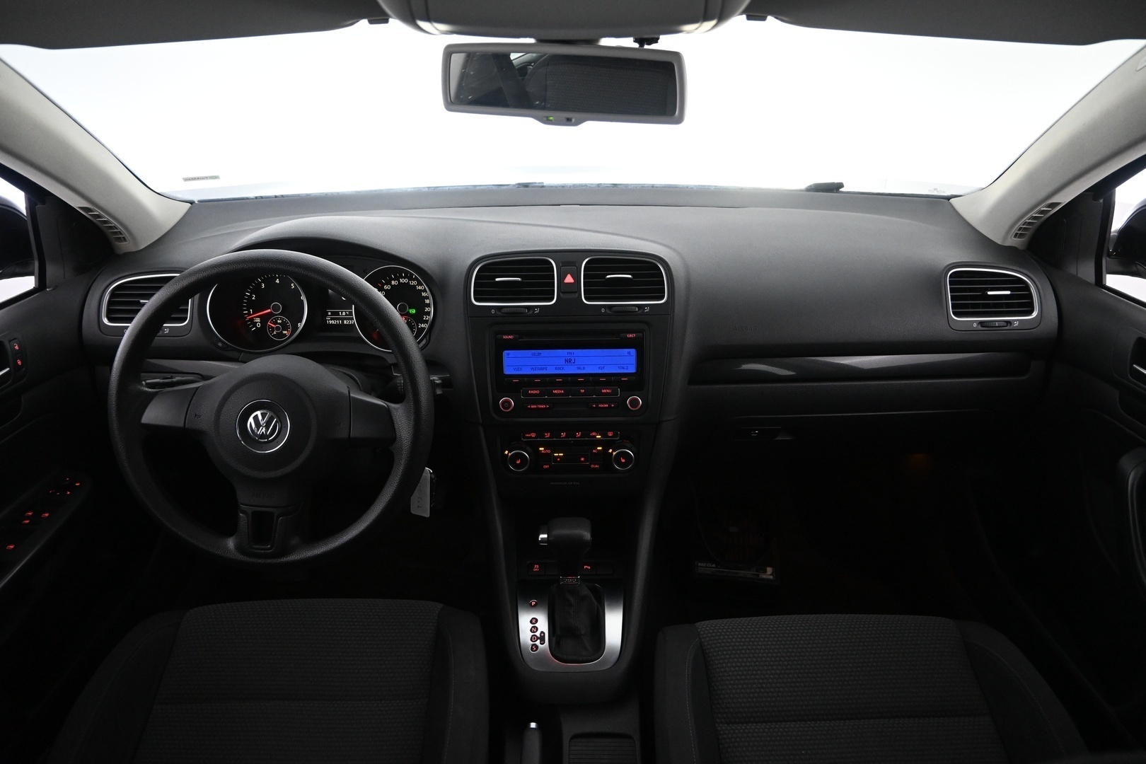 VOLKSWAGEN Golf 2011